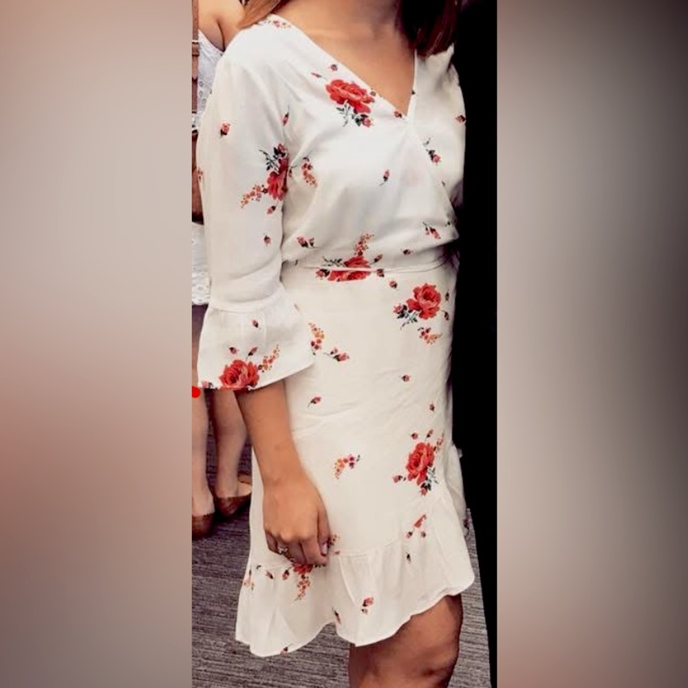 Gap Small White Floral Wrap Dress
